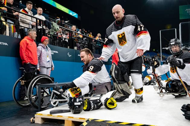 Para Ice hockey, Eishockey - Millano Cortina 2026 Winter Paralympics: Day 1 Para Ice Hockey - Milano Cortina 2026 Winter Paralympics: Day 1 MILANO SANTAGIULIA ICE HOCKEY ARENA MILANO, ITALY - MARCH 7: Preliminary Round - Group A China - Germany RENNHACK Frank (No. 8, Athlet, Forward, 12.10.1989, Club Dresdner Eisloewen) and KUNST Simon (No. 47, Athlet, Goalkeeper, 03.08.1986, Club Hannover Ice Lions) Team Para Ice Hockey Germany is playing China on March 7 at the Milano Santagiulia Ice Hockey Arena at day 1 of the Milano Cortina 2026 Winter Paralympics. (Photo by RALF KUCKUCK) Copyright 2026 Ralf Kuckuck