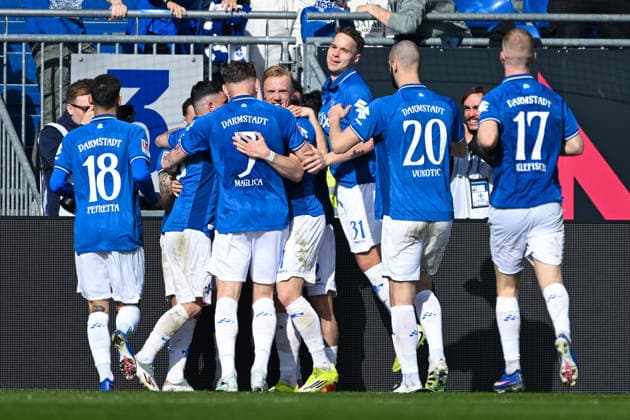 Isac Lidberg SV Darmstadt 1898, 07 and team celebrate the goal for 1 0, GER, SV Darmstadt 98 vs Holstein Kiel, Soccer 2 Bundesliga, 25 Matchday, Season 2025 2026, 07 03 2026 DFL regulations prohibit any use of photographs as image sequences and or quasi video GER, SV Darmstadt 98 vs Holstein Kiel, Soccer 2 Bundesliga, 25 Matchday, Season 2025 2026 Darmstadt Copyright: xEibner-Pressefoto FlorianxWiegandx EP_FWD