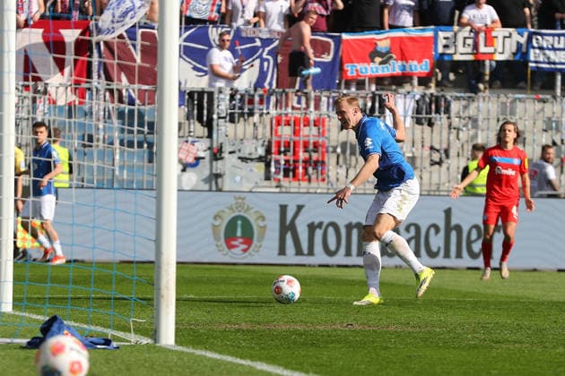 07 03 2026, xtvx, Soccer 2 Bundesliga, SV Darmstadt 98 Holstein Kiel v l Goal scored, Goal to 1 0 Isac Lidberg SV Darmstadt 98 DFL DFB REGULATIONS PROHIBIT ANY USE OF PHOTOGRAPHS as IMAGE SEQUENCES and or QUASI VIDEO Darmstadt