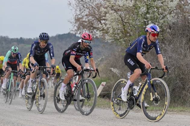 French Julian Alaphilippe of Tudor Pro Cycling Team and British Joseph Pidcock of Pinarello Q36.5 Pro Cycling Team pictured in action during the women elite Strade Bianche one day cycling race, 133km from and to Siena, Italy, on Saturday 07 March 2026. ELIASxROM  x166737832x