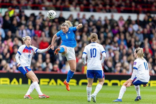 England Women v Iceland Women, FIFA Women s World UEFA Cup, Group A Iceland Women Ingibjorg Sigurdardottir clears ball from England Women Alessia Russo during the FIFA Women s World UEFA Cup match between England Women and Iceland Women at the City Ground, Nottingham, UK on 7 March 2026. Nottingham City Ground Nottinghamshire UK Editorial use only , Copyright: xManjitxNarotrax PSI-23851-0018