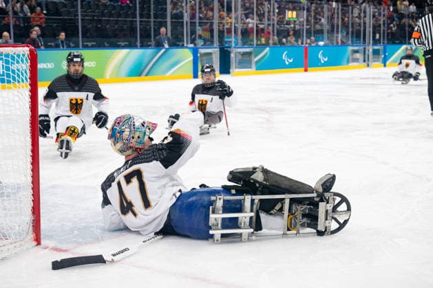 Para Ice hockey, Eishockey - Millano Cortina 2026 Winter Paralympics: Day 1 Para Ice Hockey - Milano Cortina 2026 Winter Paralympics: Day 1 MILANO SANTAGIULIA ICE HOCKEY ARENA MILANO, ITALY - MARCH 7: Preliminary Round - Group A China - Germany KUNST Simon (No. 47, Athlet, Goalkeeper, 03.08.1986, Club Hannover Ice Lions) Team Para Ice Hockey Germany is playing China on March 7 at the Milano Santagiulia Ice Hockey Arena at day 1 of the Milano Cortina 2026 Winter Paralympics. (Photo by RALF KUCKUCK) Copyright 2026 Ralf Kuckuck
