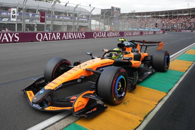 F1 Grand Prix Of Australia - Qualifying Lando Norris of Great Britain drives the McLaren MCL40 Mercedes on track during qualifying ahead of the F1 Grand Prix of Australia at Albert Park Grand Prix Circuit in Melbourne, Australia, on March 7, 2026. Melbourne Australia  Copyright: xNorvikxAlaverdianx originalFilename:alaverdian-f1grandp260307_npOo3.jpg