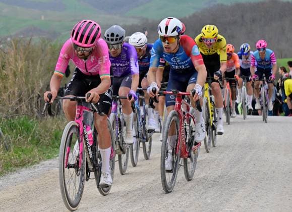 Irish Ben Healy of EF Education - EasyPost pictured in action during the men elite Strade Bianche one day cycling race, 203km from and to Siena, Italy on Saturday 07 March 2026. DIRKxWAEM  x166742007x
