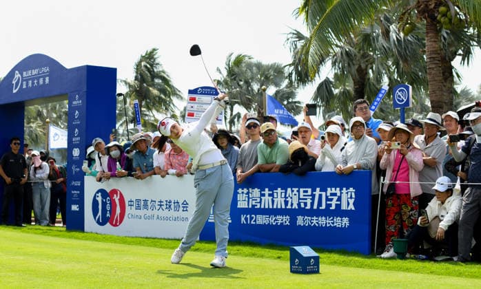 (260307) -- LINGSHUI, March 7, 2026 -- Choi Hye Jin of South Korea plays a shot during the third round of the Blue Bay LPGA, Golf Damen golf tournament in Lingshui, south China s Hainan Province, March 7, 2026. ) (SP)CHINA-HAINAN-LINGSHUI-GOLF-BLUE BAY LPGA (CN) YangxGuanyu 
