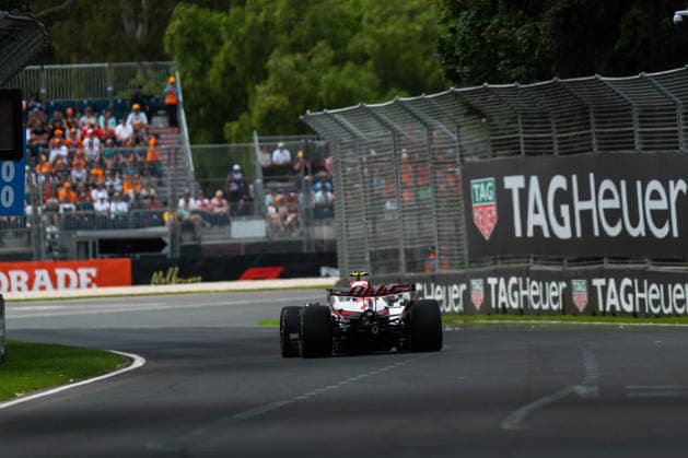 Formula 1 Qatar Airways Australian Grand Prix 2026 Levi Erb OVERTAKE MAXPPP - Melbourne 07 03 2026 87 BEARMAN Oliver (gbr), TGR Haas F1 Team, action at the Formula 1 Qatar Airways Australian Grand Prix 2026, the 1st round of the 2026 FIA Formula 1 World Championship, WM, Weltmeisterschaft at the Albert Park Circuit in Melbourne, Australia, from 5 to 8 March 2026 Melbourne Albert Park Circuit Australia  Copyright: xOVERTAKE MAXPPPxLevixErbx OVT202603079953 OVT202603079953