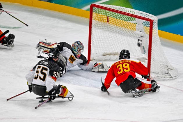 People s Republic Of China score a goal during Paralympic Winter games, Winterspiele,Spiele, Summer games MILANO-CORTINA 2026 - Para Ice hockey, Eishockey - China vs Germany , Olympic Winter Games Milano-Cortina 2026 in Milano, Italy, March 07 2026  Copyright: xAlessioxMarini IPAxSportx xipa-agency.netx xx IPA_72510010 IPA_Agency_IPA72510010