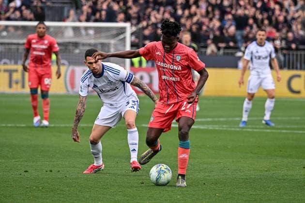 Joseph Liteta of Cagliari Calcio during Cagliari Calcio vs Como 1907, Italian soccer Serie A match in Cagliari, Italy, March 07 2026  Copyright: xLuigixCanu IPAxSportx xipa-agency.netx xx IPA_72509705 IPA_Agency_IPA72509705