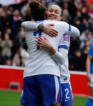 England vs Iceland - Womens World Cup 2026 Qualifier - Saturday 07th March Lucy Bronze celebrates scoring Englands first goal During the Women™s World Cup 2026 Qualifier between England and Iceland at the City Ground on March 07th, 2026 Photo by Ben Booth SportPix SIPA USA Nottingham The City Ground Nottinghamshire United Kingdom Copyright: xBenxBoothx