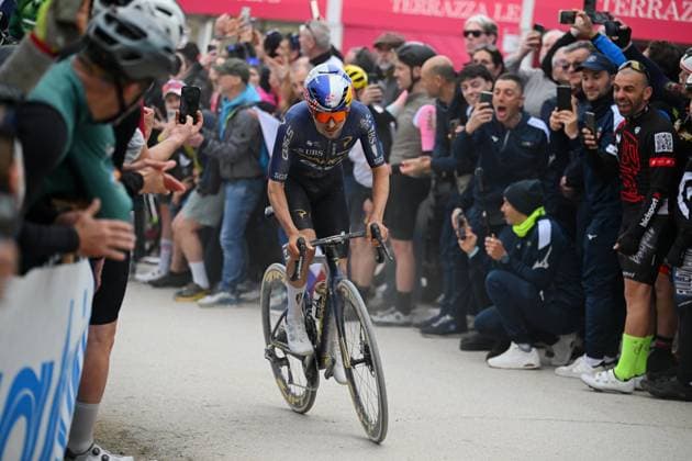 British Thomas Pidcock of Pinarello Q36.5 Pro Cycling pictured in action during the men elite Strade Bianche one day cycling race, 203km from and to Siena, Italy on Saturday 07 March 2026. POOLxTIMxDExWAELE  x166747379x