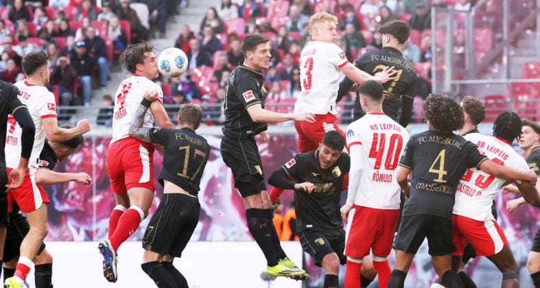 RB Leipzig Augsburg Bundesliga Leipzig, 07 03 2026, Red Bull Arena, Fußball, 1 Bundesliga, 25 Spieltag , RB Leipzig vs FC Augsburg , Im Bild Augsburger Straraumszene , Nur zur redaktionellen Nutzung Only editorial use , DFL DFB regulations prohibit any use of photographs as image sequences and or quasi video ,
