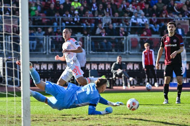 2 Bundesliga 1 FC Nuremberg Fortuna Düsseldorf 07 03 2026 NUREMBERG, GERMANY 07 MARCH Marin LJUBICIC Fortuna Düsseldorf 20 fails with his shot on goal against Jan REICHERT 1 FC Nuremberg 1 during the match between 1 FC Nürnberg and Fortuna Düsseldorf on matchday 25 of Bundesliga 2 at Max Morlock Stadium DFL REGULATIONS PROHIBIT ANY USE OF PHOTOGRAPHS AS IMAGE SEQUENCES AND OR QUASI VIDEO Copyright: xBEAUTIFULxSPORTS Goldbergx