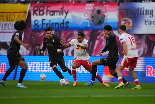 Antonio Nusa RB Leipzig in action during the 1 Bundesliga match between RB¯Leipzig¯ vs¯FC¯Augsburg, Red¯Bull¯Arena, Leipzig, Germany on 07 March 2026 Photo by Thor Wegner DeFodi Images Antonio Nusa RB Leipzig controls the ball during RB¯Leipzig¯and¯FC¯Augsburg at Red¯Bull¯Arena, Leipzig, Germany on March 7, 2026 Thor Wegner DeFodi Images Photo by DeFodi Images