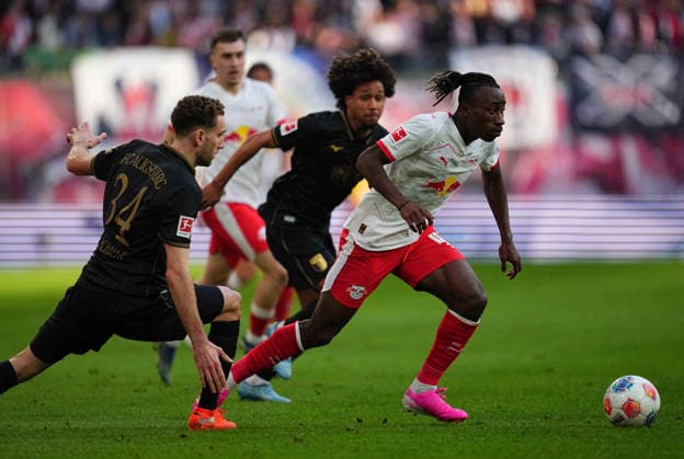 Yan Diomande RB Leipzig in action during the 1 Bundesliga match between RB¯Leipzig¯ vs¯FC¯Augsburg, Red¯Bull¯Arena, Leipzig, Germany on 07 March 2026 Photo by Thor Wegner DeFodi Images Yan Diomande RB Leipzig controls the ball during RB¯Leipzig¯and¯FC¯Augsburg at Red¯Bull¯Arena, Leipzig, Germany on March 7, 2026 Thor Wegner DeFodi Images Photo by DeFodi Images