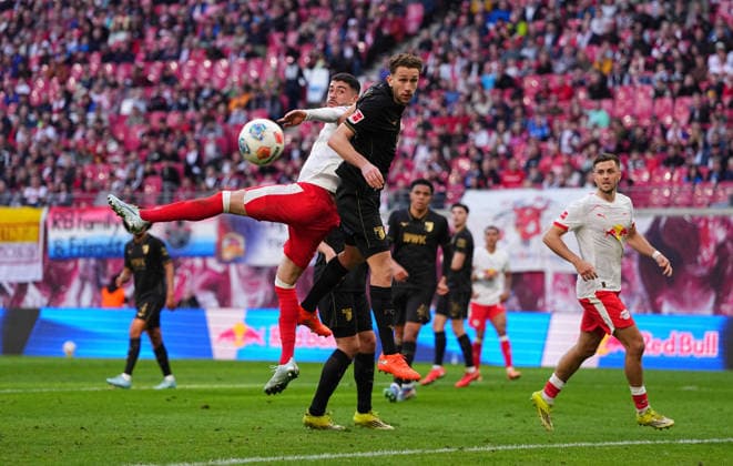 RÃ mulo RB Leipzig heads during the match of 1 Bundesliga between RB¯Leipzig¯ vs¯FC¯Augsburg, Red¯Bull¯Arena, Leipzig, Germany on 07 March 2026 Photo by Thor Wegner DeFodi Images RÃ mulo RB Leipzig heads during RB¯Leipzig¯and¯FC¯Augsburg at Red¯Bull¯Arena, Leipzig, Germany on March 7, 2026 Thor Wegner DeFodi Images Photo by DeFodi Images