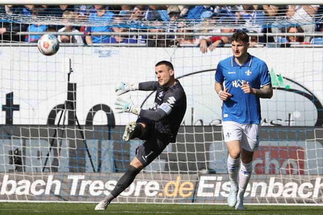 07 03 2026, xtvx, Soccer 2 Bundesliga, SV Darmstadt 98 Holstein Kiel v l Goalkeeper Marcel Schuhen SV Darmstadt 98 Matej Maglica SV Darmstadt 98 DFL DFB REGULATIONS PROHIBIT ANY USE OF PHOTOGRAPHS as IMAGE SEQUENCES and or QUASI VIDEO Darmstadt