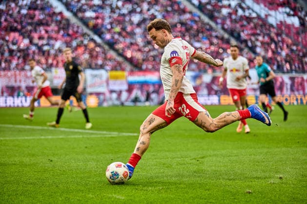 07 03 2026, Soccer, Men, Bundesliga, 2025 2026, RB Leipzig FC Augsburg David Raum 22, RB Leipzig , free position, action, with ball, shot, cross Leipzig Red Bull Arena Saxony Germany