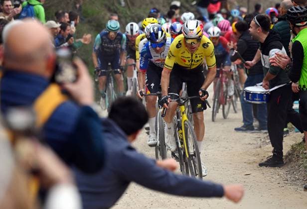 Belgian Gianni Vermeersch of Red Bull-BORA-hansgrohe and Belgian Wout Van Aert of Team Visma-Lease a Bike pictured in action during the men elite Strade Bianche one day cycling race, 203km from and to Siena, Italy on Saturday 07 March 2026. POOLxTIMxDExWAELE  x166754489x