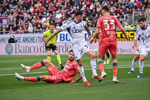 Lucas Da Cunha of Como 1907 during Cagliari Calcio vs Como 1907, Italian soccer Serie A match in Cagliari, Italy, March 07 2026  Copyright: xLuigixCanu IPAxSportx xipa-agency.netx xx IPA_72509850 IPA_Agency_IPA72509850