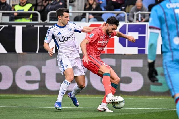 Alberto Dossena of Cagliari Calcio during Cagliari Calcio vs Como 1907, Italian soccer Serie A match in Cagliari, Italy, March 07 2026  Copyright: xLuigixCanu IPAxSportx xipa-agency.netx xx IPA_72511849 IPA_Agency_IPA72511849