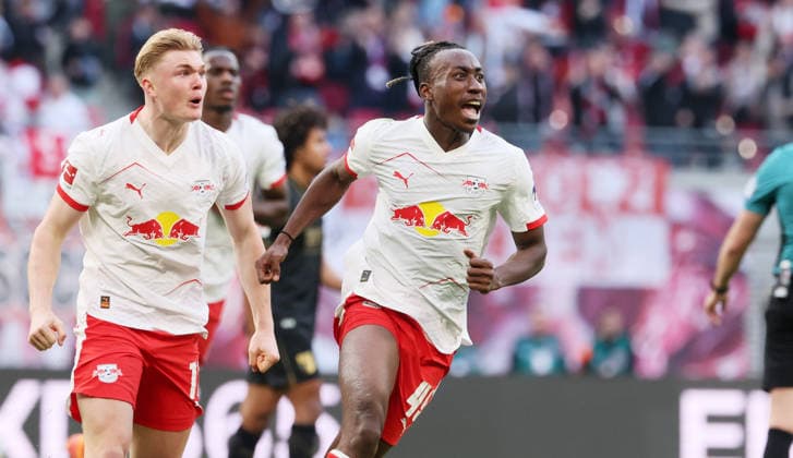 RB Leipzig Augsburg Bundesliga Leipzig, 07 03 2026, Red Bull Arena, Soccer, 1 Bundesliga, 25 Matchday , RB Leipzig vs FC Augsburg , In the picture Goal for RB Leipzig Yan Diomande 49, RB Leipzig scores to equalize and cheers , For editorial use only Only editorial use , DFL DFB regulations prohibit any use of photographs as image sequences and or quasi video ,