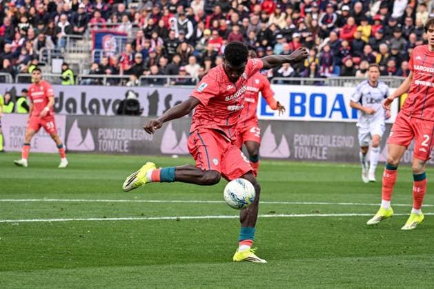 Michel Adopo of Cagliari Calcio during Cagliari Calcio vs Como 1907, Italian soccer Serie A match in Cagliari, Italy, March 07 2026  Copyright: xLuigixCanu IPAxSportx xipa-agency.netx xx IPA_72516119 IPA_Agency_IPA72516119