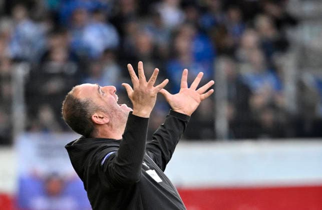 Trainer Coach Frank Schmidt 1. FC Heidenheim 1846 FCH am Spielfeldrand Enttaeuschung enttaeuscht nach vergebener Torchance Gestik Geste Haende zum Himmel 1. FC Heidenheim 1846 FCH vs TSG 1899 Hoffenheim 07.03.2026 DFL REGULATIONS PROHIBIT ANY USE OF PHOTOGRAPHS AS IMAGE SEQUENCES AND OR QUASI-VIDEO 1. FC Heidenheim 1846 FCH vs TSG 1899 Hoffenheim *** Coach Coach Frank Schmidt 1 FC Heidenheim 1846 FCH on the sidelines Disappointment disappointed after missed goal chance Gesture Gesture Hands to the sky 1 FC Heidenheim 1846 FCH vs TSG 1899 Hoffenheim 07 03 2026 DFL REGULATIONS PROHIBIT ANY USE OF PHOTOGRAPHS AS IMAGE SEQUENCES AND OR QUASI VIDEO 1 FC Heidenheim 1846 FCH vs TSG 1899 Hoffenheim