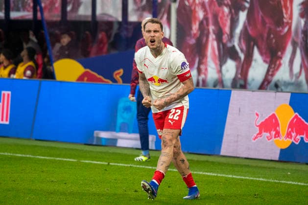 GER, Leipzig, Soccer, DFL Bundesliga, 25 Matchday, RB Leipzig vs FC Augsburg in picture f l David Raum RB Leipzig 22 , Goal celebration, scream, cheer 07 03 2025, Red Bull Arena Leipzig DFL DFB REGULATIONS PROHIBIT ANY USE OF PHOTOGRAPHS AS IMAGE SEQUENCES AND OR QUASI VIDEO, Copyright: HMBxMedia PaulxFritz