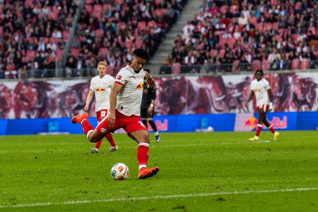 GER, Bundesliga, RB Leipzig FC Augsburg 07 03 2026, Red Bull Arena, Leipzig, GER, Bundesliga, RB Leipzig FC Augsburg Benjamin Henrichs RB Leipzig 39 single action action Â nordphotoxGmbHxx xAlexanderxTrienitz nph00051
