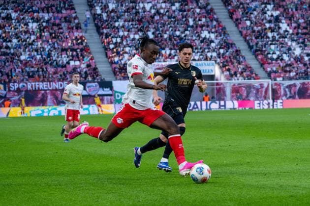 Germany Bundesliga 2025 2026, Matchday 25 RB Leipzig vs FC Augsburg Red Bull Arena Leipzig Yan Diomande RB Leipzig, 49 on the ball Copyright: xTomxLauruschkatx