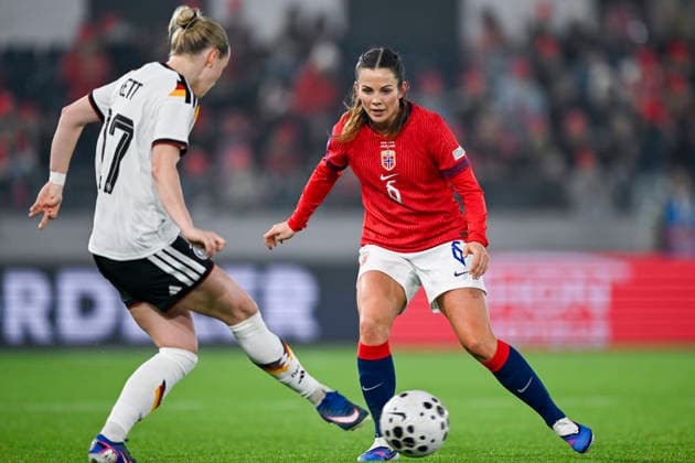 World Cup qualifying match between Norway and Germany Stavanger 20260307 Germany s Franziska Kett and Norway s Tuva Hansen during the World Cup qualifying match between Norway and Germany at Lyse Arena in Stavanger Photo Carina Johansen NTB Stavanger Norway EDITORIAL USE ONLY RESTRICTED USE FOR BETTING COMPANIES  Copyright: xCarinaxJohansenx xNTBx
