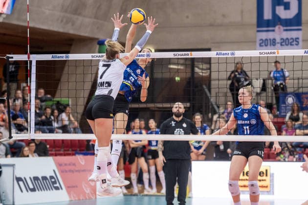 Elena Koemmling USC Muenster, 07 tries block against Anna Koulberg Allianz MTV Stuttgart, 09 GER, Allianz MTV Stuttgart USC Muenster, Volleyball Bundesliga, VBL, 2025 2026 season, 07 03 2026 GER, Allianz MTV Stuttgart USC Muenster, Volleyball Bundesliga, VBL, 2025 2026 season, 07 03 2026 Stuttgart Copyright: xSandyxDinkelackerx EP_SDR