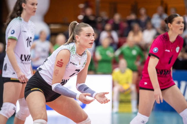 Elena Koemmling USC Muenster, 07 full concentration GER, Allianz MTV Stuttgart USC Muenster, Volleyball Bundesliga, VBL, 2025 2026 season, 07 03 2026 GER, Allianz MTV Stuttgart USC Muenster, Volleyball Bundesliga, VBL, 2025 2026 season, 07 03 2026 Stuttgart Copyright: xSandyxDinkelackerx EP_SDR