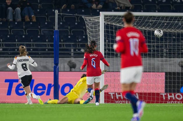 260307 Vivien Endemann of Germanyscores 0 3 during the FIFA Women s World Cup Qualifier football match between Norway and Germany on March 7, 2026 in Stavanger Photo Marius Simensen BILDBYRAN COP 238 MM0060 bbeng dam vm kval vm kvalifisering kvinner vm kvalik football fotball landskamp soccer fifa world cup qualifier norge norway tyskland germany  Copyright: MARIUSxSIMENSEN BB260307ZZ120