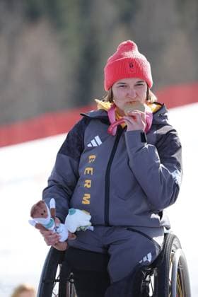 Milano Cortina 2026 Paralympic Winter games, Winterspiele,Spiele, Summer games - Para-Ski Alpin Downhill Anna-Lena Forster gewinnt Gold in der Abfahrtder Damen im Para-SKi Alpin bei Milano Cortina 2026 Paralympic Winter Games am 07.03.2026 *** Milano Cortina 2026 Paralympic Winter Games Para Alpine Skiing Downhill Anna Lena Forster wins gold in the womens Para Alpine Skiing Downhill at Milano Cortina 2026 Paralympic Winter Games on 07 03 2026 Copyright: xBEAUTIFULxSPORTS MarcusxHartmannx