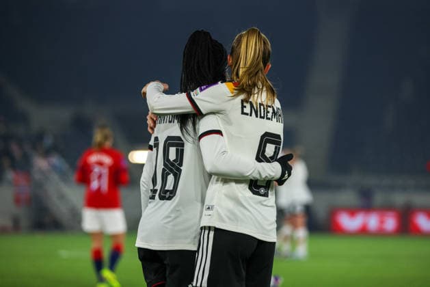 Stavanger, Norway 07 March 2026 UEFA Womens World Cup Qualifier Norway Women vs Germany Women In the picture from left the second scorer Vivien Endemann Germany scores the goal to make it 3 0 for Germany and cheers with Nicole Anyomi Germany Copyright: HMBxMedia MadeleinexFantini