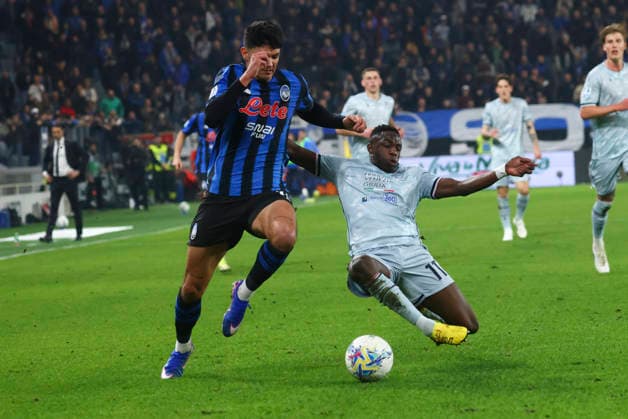 Atalanta BC v Udinese Calcio - Serie A Raoul Bellanova and Hassane Kamara are in action during the Serie A match between Atalanta BC and Udinese in Bergamo, Italy, on March 7, 2026, at New Balance Arena Bergamo Bergamo Italy  Copyright: xMairoxCinquettix originalFilename:cinquetti-atalanta260307_npWAW.jpg