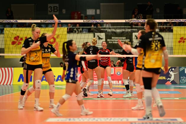 Volleyball I Women I Season 2025 2026 I Bundesliga I Main Round I ETV Hamburger Volksbank Volleys VfB 91 Suhl I 07 03 2026 Cheers, excitement, enthusiasm, euphoria, joy, happiness, cheerfulness at ETV Hamburger Volksbank Volleys Women in the background Hamburg CU Arena Hamburg Germany Copyright: xLobeca FelixxSchlikisx