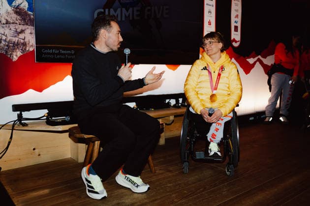 PARALYMPICS - Winter Paralympics Milano Cortina 2026 CORTINA D AMPEZZO,ITALY,07.MAR.26 - PARALYMPICS - Paralympic Winter games, Winterspiele,Spiele, Summer games Milano Cortina 2026, Austria House, reception for medalists. Image shows Anna-Lena Forster (GER). Keywords: medal.  GEPAxpictures xMatthiasxTrinkl