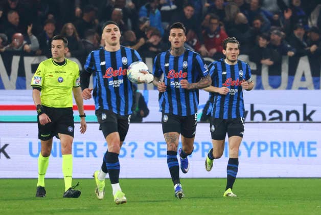 Atalanta BC v Udinese Calcio - Serie A Gianluca Scamacca, Nikola Krstovic, and Marten De Roon celebrate the goal during the Serie A match between Atalanta BC and Udinese in Bergamo, Italy, on March 7, 2026, at New Balance Arena Bergamo Italy  Copyright: xMairoxCinquettix originalFilename:cinquetti-atalanta260307_npnP1.jpg