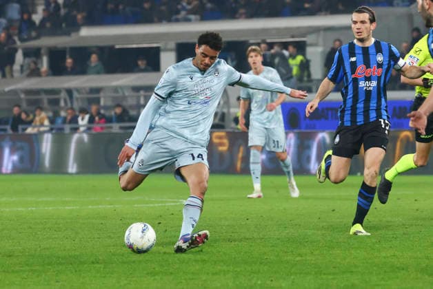Atalanta BC v Udinese Calcio - Serie A Arthur Atta plays during the Serie A match between Atalanta BC and Udinese in Bergamo, Italy, on March 7, 2026, at New Balance Arena Bergamo Italy  Copyright: xMairoxCinquettix originalFilename:cinquetti-atalanta260307_npOcF.jpg