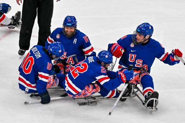 United States Of America s Bolton Brett (USA) score a goal during Paralympic Winter games, Winterspiele,Spiele, Summer games MILANO-CORTINA 2026 - Para Ice hockey, Eishockey - Italy vs USA, Olympic Winter Games Milano-Cortina 2026 in Milano, Italy, March 07 2026  Copyright: xAlessioxMarini IPAxSportx xipa-agency.netx xx IPA_72528720 IPA_Agency_IPA72528720
