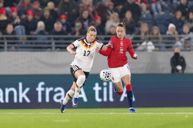 STAVANGER, NORWAY - MARCH 07: Franziska Kett of Germany and Caroline Graham Hansen of Norway battle for the ball during the FIFA Womens World Cup 2027 Qualifier match between Norway and Germany at Lyse Arena on March 07, 2026 in Stavanger, Norway. (Photo by Ane Frosaker Sports Press Photo) Copyright: xAnexFrosakerx xSPPx Sportspressphoto_SPR104266