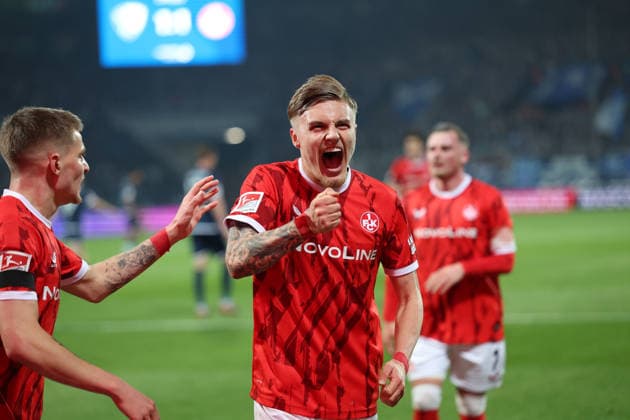 07 03 2026, xrekx, Fußball 2 Bundesliga, VfL Bochum 1 FC Kaiserslautern v l Torjubel nach dem Tor zum celebrating the goal celebrate 1 1 durch Norman Bassette 1 FC Kaiserslautern DFL DFB REGULATIONS PROHIBIT ANY USE OF PHOTOGRAPHS as IMAGE SEQUENCES and or QUASI VIDEO Bochum