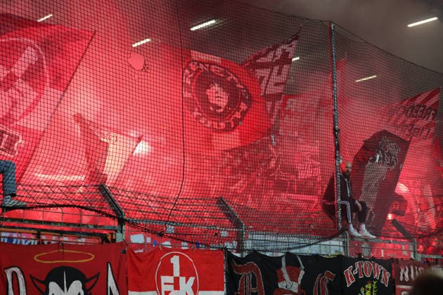 07 03 2026, xrekx, Soccer 2 Bundesliga, VfL Bochum 1 FC Kaiserslautern v l FCK Fans ,atmosphere, scarves, jersey, flag, banner, Ultras, spectators, visitors, choreo, choreography, atmosphere, spectators, Visitors pyrotechnics, pyro torch, Bengalo, Bengal fire, fan culture, Ultras, stadium pyrotechnics, choreography with pyro, fan block, DFL DFB REGULATIONS PROHIBIT ANY USE OF PHOTOGRAPHS as IMAGE SEQUENCES and or QUASI VIDEO Bochum