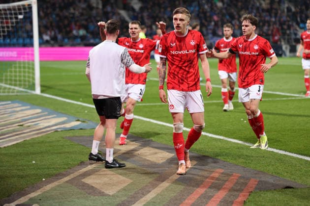 07 03 2026, xrekx, Fußball 2 Bundesliga, VfL Bochum 1 FC Kaiserslautern v l Torjubel nach dem Tor zum celebrating the goal celebrate 1 1 durch Norman Bassette 1 FC Kaiserslautern DFL DFB REGULATIONS PROHIBIT ANY USE OF PHOTOGRAPHS as IMAGE SEQUENCES and or QUASI VIDEO Bochum