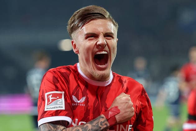 07 03 2026, xrekx, Fußball 2 Bundesliga, VfL Bochum 1 FC Kaiserslautern v l Torjubel nach dem Tor zum celebrating the goal celebrate 1 1 durch Norman Bassette 1 FC Kaiserslautern DFL DFB REGULATIONS PROHIBIT ANY USE OF PHOTOGRAPHS as IMAGE SEQUENCES and or QUASI VIDEO Bochum