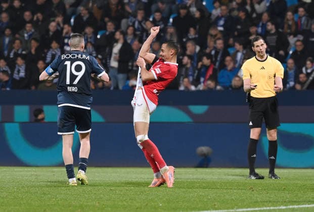 Matus Bero VfL Bochum , Kenny Prince Redondo 1 FC Kaiserslautern , v li 07 03 2026, Fußball 2 Bundesliga, Saison 2025 2026, 25 Spieltag, VfL Bochum 1 FC Kaiserslautern DFL regulations prohibit any use of photographs as image sequences and or quasi video Bochum Vonovia Ruhrstadion Nordrhein Westfalen Germany Team2