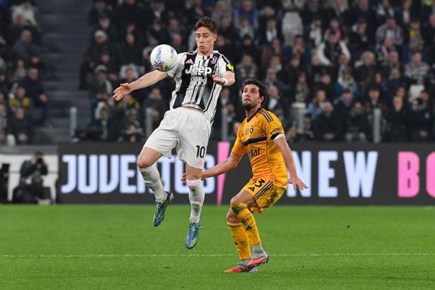Foto IPP Massimo Rana Torino 07-03-2026 Calcio Campionato di Serie A 2025 2026 Juventus-Pisa nella foto kenan yildiz e Arturo Calabresi Italy Photo Press - World Copyright italy ITALY  Copyright: xR4924_italyphotopressx