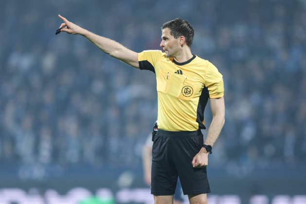 Soccer 2 Bundesliga 25 Matchday VfL Bochum 1 FC Kaiserslautern on 07 03 2026 at Vonovia Ruhrstadion in Bochum Referee Max Burda Berlin DFL regulations prohibit any use of photographs as image sequences and or quasi video xJRx